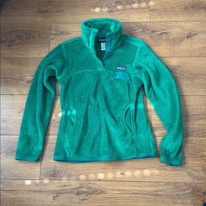 Patagonia Green Fleece Quarter-button neck
